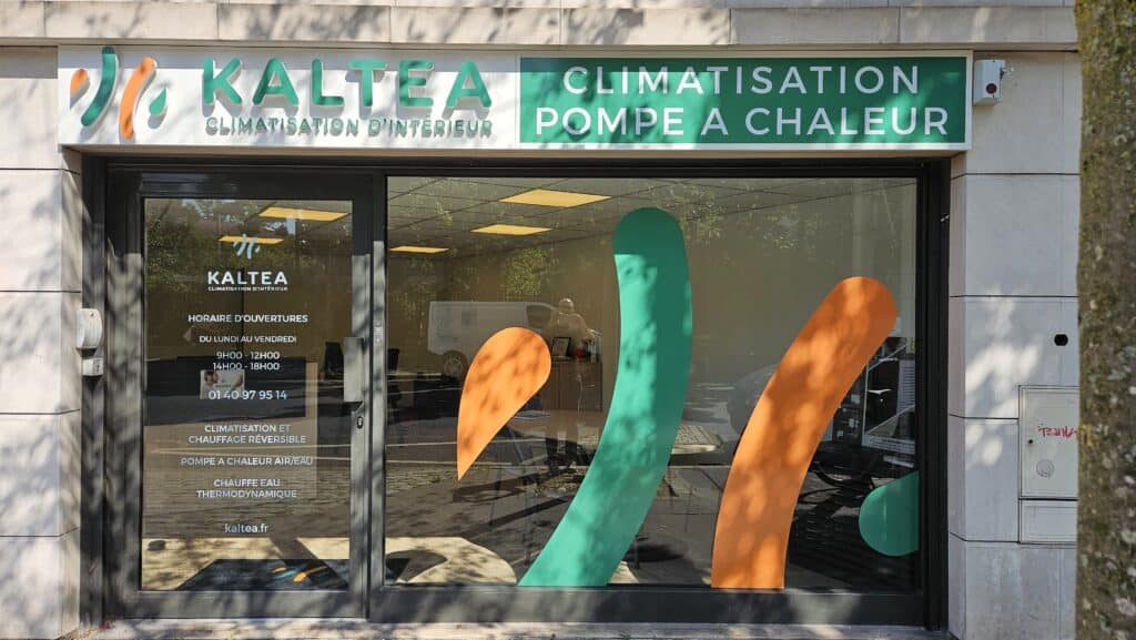 Devanture de l'agence KALEA Courbevoie, spécialise du chauffage et de la climatisation