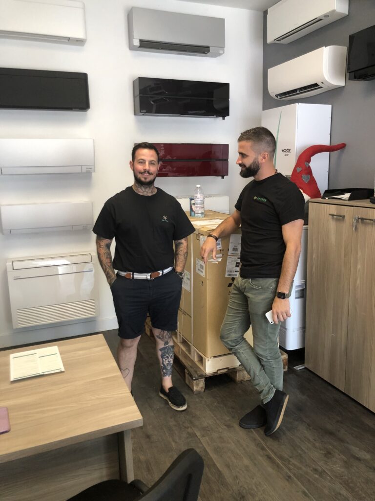 Kévin Torrano, fondateur et Lucas Boucher, franchisé Kaltea Nancy lors de la visite d'accompagnement à Kaltea Nancy. Concilier vie pro/perso