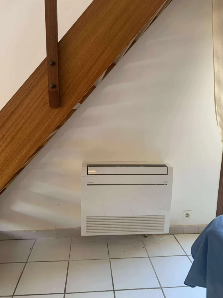 Installation d'une climatisation réversible console à Toulon par KALTEA Le Luc