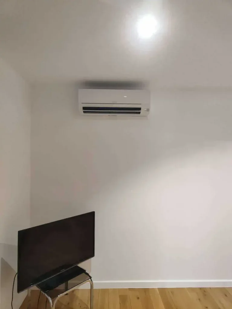 installation d'une climatisation HR25 à Le luc réalisée par KALTEA Le Luc