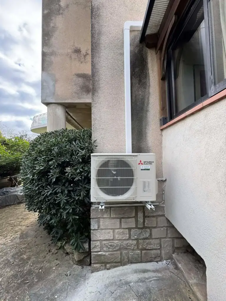 Installation d'un groupe-exterieur mitsubishi electric par KALTEA Aubagne
